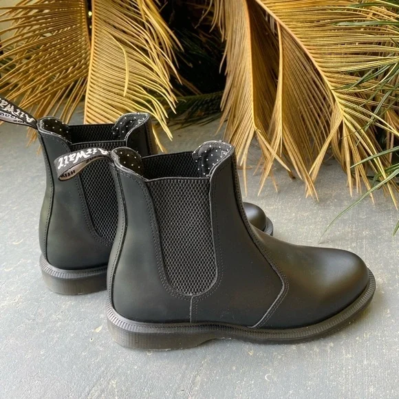 DR MARTENS Flora Womens Smooth Leather Chelsea Boots in size 6 - Picture 8 of 10